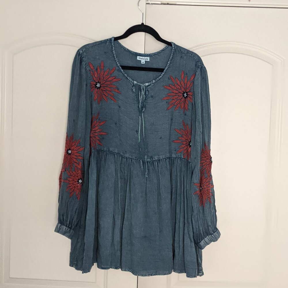 EUC Flowy distressed blouse with vibrant embroidery